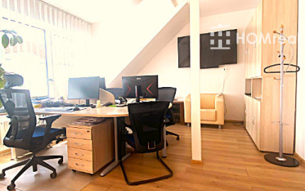 HOMreal. sk / Kancelárske priestory na prenájom v centre Trnavy s parkovaním.