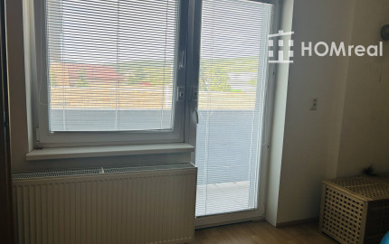 HOMreal.sk / Na predaj! Priestranný rodinný dom po kompletnej rekonštrukcii v obci Doľany, okres Pezinok