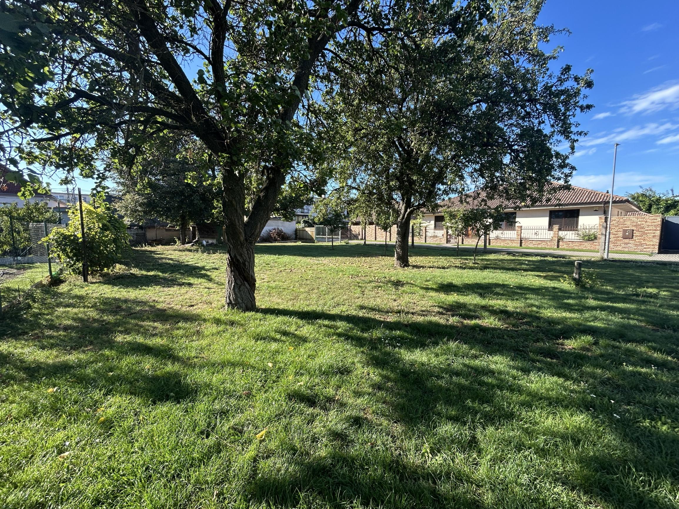 HOMreal.sk | Na predaj stavebný pozemok v obci Malženice – 526 m²